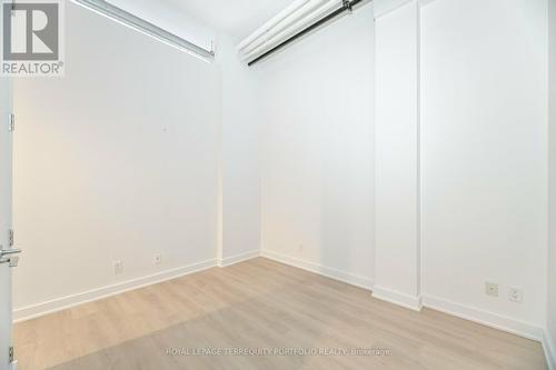 325 - 43 Hanna Avenue, Toronto, ON - Indoor Photo Showing Other Room