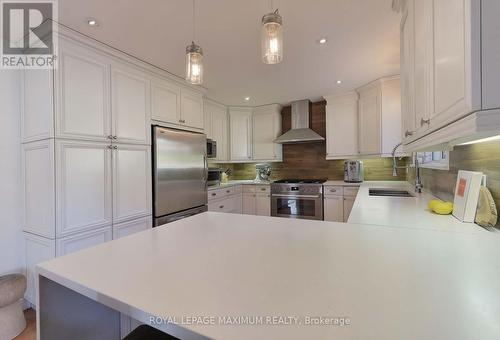 44 North Ridge Road, Vaughan, ON - Indoor Photo Showing Kitchen