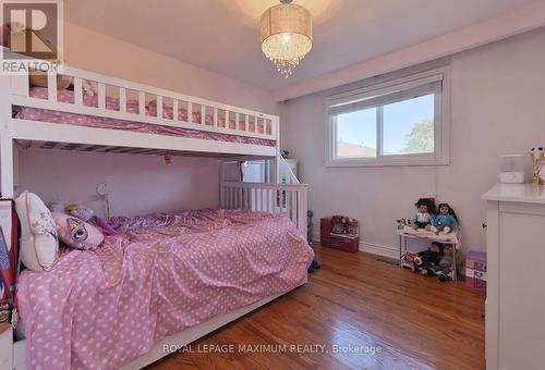 44 North Ridge Road, Vaughan, ON - Indoor Photo Showing Bedroom