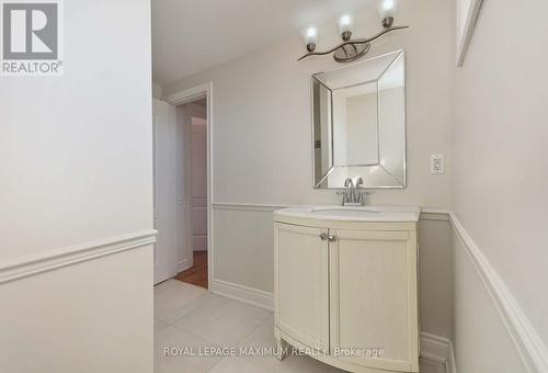 44 North Ridge Road, Vaughan, ON - Indoor Photo Showing Other Room