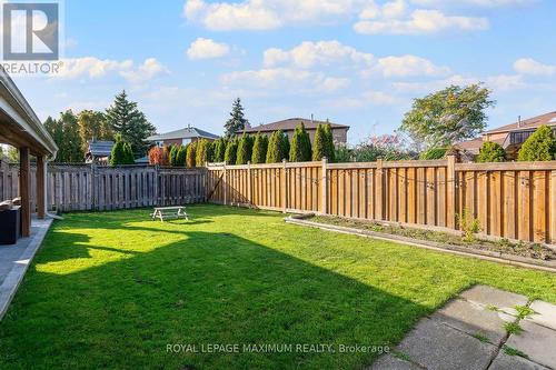 44 North Ridge Road, Vaughan, ON - Outdoor With Backyard