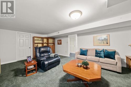 26 Tanner Drive, Stirling-Rawdon, ON - Indoor Photo Showing Living Room