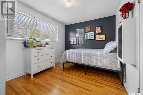 3615 Hill Avenue, Regina, SK - Indoor Photo Showing Bedroom