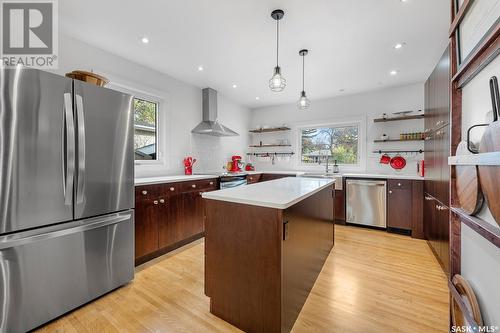 3615 Hill Avenue, Regina, SK - Indoor Photo Showing Kitchen With Stainless Steel Kitchen