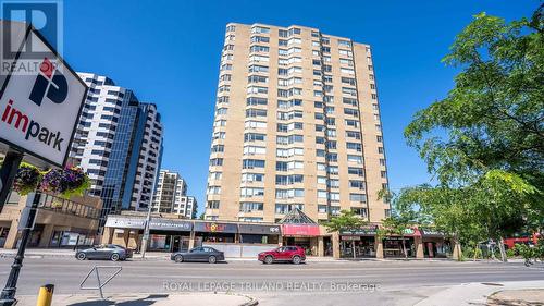 1105 - 695 Richmond Street, London, ON - Outdoor With Facade