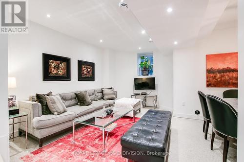 E - 43 Cecil Street, Toronto, ON - Indoor Photo Showing Living Room