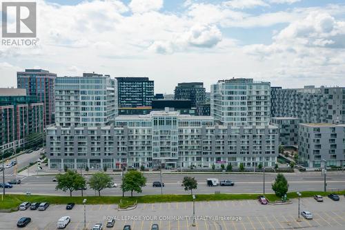 421 - 565 Wilson Avenue, Toronto, ON - Outdoor With View