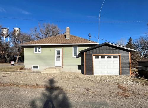 302 Johnson Street, Boissevain, MB - Outdoor With Exterior