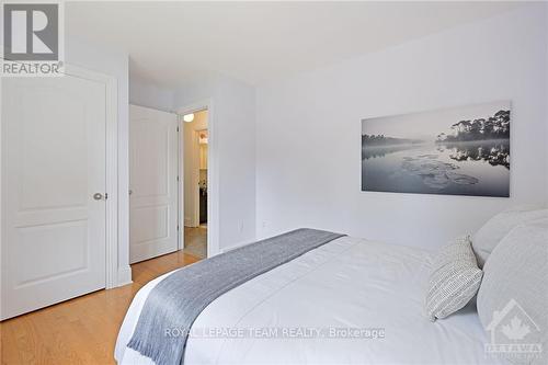 1133 Normandy Crescent, Ottawa, ON - Indoor Photo Showing Bedroom