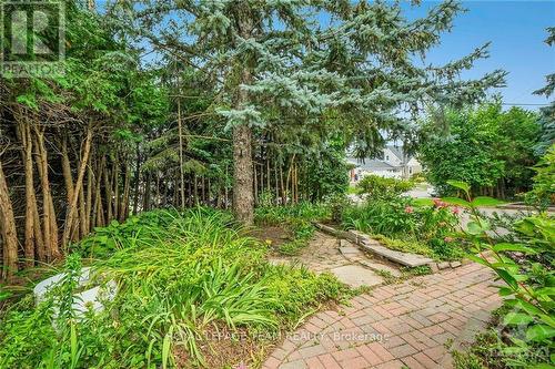 1133 Normandy Crescent, Ottawa, ON - Outdoor