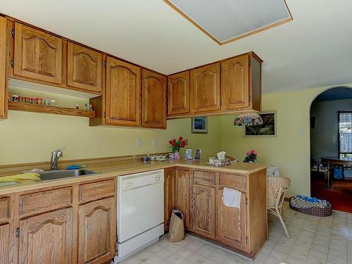 Cuisine - 84 Grand Boulevard O., Saint-Bruno-De-Montarville, QC - Indoor Photo Showing Kitchen