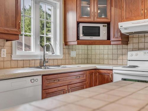 Cuisine - 41 Route De La Pinière, Pont-Rouge, QC - Indoor Photo Showing Kitchen With Double Sink