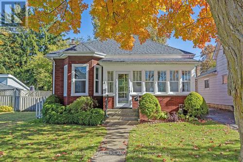 39 Woodworth Avenue, St. Thomas, ON - Outdoor With Facade