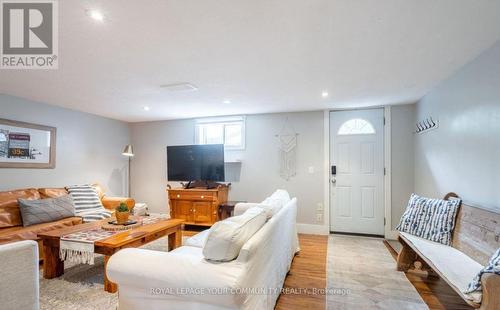 1 Picton Street W, Hamilton, ON - Indoor