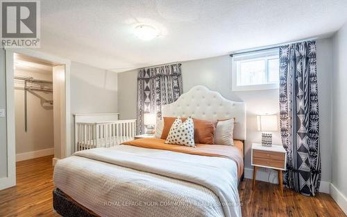 1 Picton Street W, Hamilton, ON - Indoor Photo Showing Bedroom