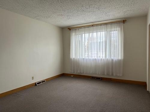 272 Frederica Street W, Thunder Bay, ON - Indoor Photo Showing Other Room