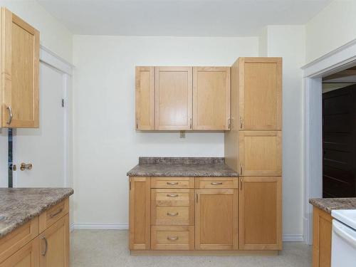 210 Norah Street N, Thunder Bay, ON - Indoor Photo Showing Kitchen