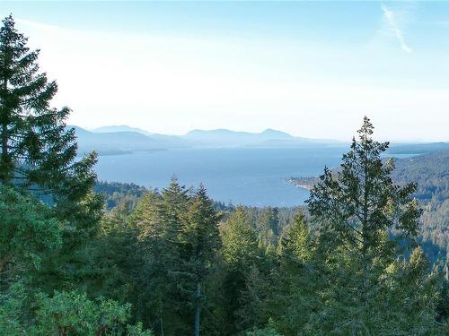 404 Wilkie Way, Salt Spring, BC 