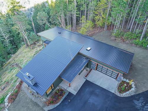 404 Wilkie Way, Salt Spring, BC 