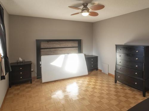 3237 Chilton Ave., Thunder Bay, ON - Indoor Photo Showing Bedroom