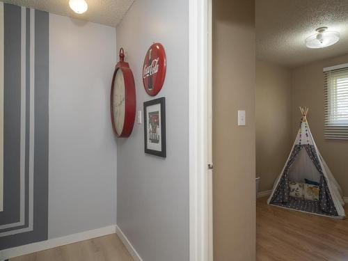 402 Brant St, Thunder Bay, ON - Indoor Photo Showing Other Room