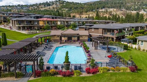 1786 Viewpoint Drive, West Kelowna, BC - Outdoor With In Ground Pool