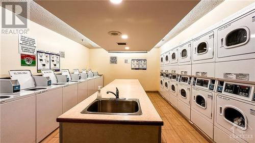 Laundry - 415 Greenview Avenue Unit#1609, Ottawa, ON - Indoor Photo Showing Laundry Room