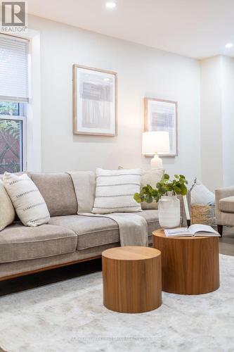 237 Furnace Street, Cobourg, ON - Indoor Photo Showing Living Room