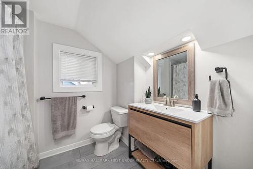 237 Furnace Street, Cobourg, ON - Indoor Photo Showing Bathroom