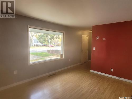 31 Charles Crescent, Regina, SK - Indoor Photo Showing Other Room