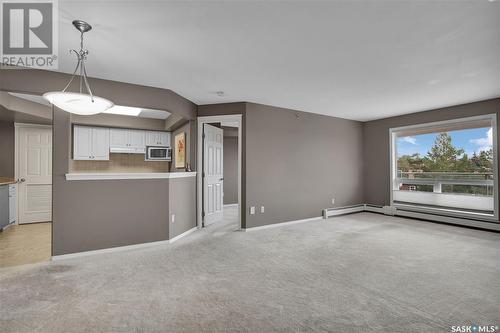 310 1850 Main Street, Saskatoon, SK - Indoor Photo Showing Kitchen