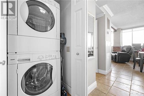 530 Laurier Avenue Unit#1510, Ottawa, ON - Indoor Photo Showing Laundry Room