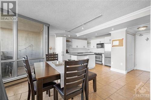 530 Laurier Avenue Unit#1510, Ottawa, ON - Indoor Photo Showing Dining Room