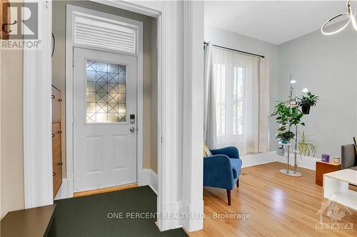 96 Lees Avenue, Ottawa, ON - Indoor Photo Showing Other Room