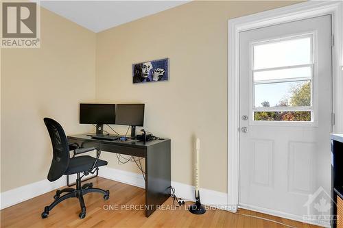 96 Lees Avenue, Ottawa, ON - Indoor Photo Showing Office