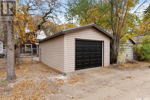 2160 Argyle Street, Regina, SK - Outdoor