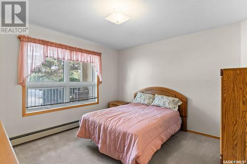 101 214 Ross Avenue, Dalmeny, SK - Indoor Photo Showing Bedroom