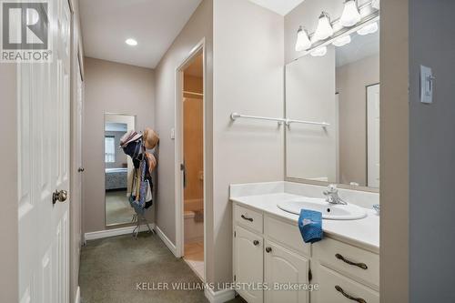 116 - 300 Everglade Crescent, London, ON - Indoor Photo Showing Bathroom