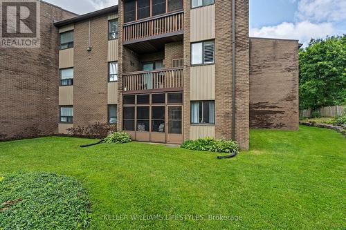 116 - 300 Everglade Crescent, London, ON - Outdoor