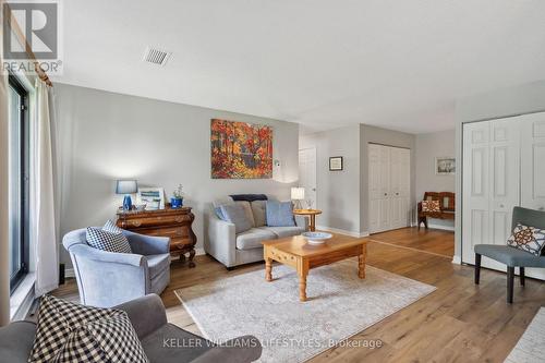 116 - 300 Everglade Crescent, London, ON - Indoor Photo Showing Living Room