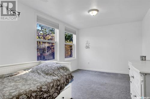 2128 Osler Street, Regina, SK - Indoor Photo Showing Bedroom