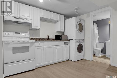 2128 Osler Street, Regina, SK - Indoor Photo Showing Laundry Room