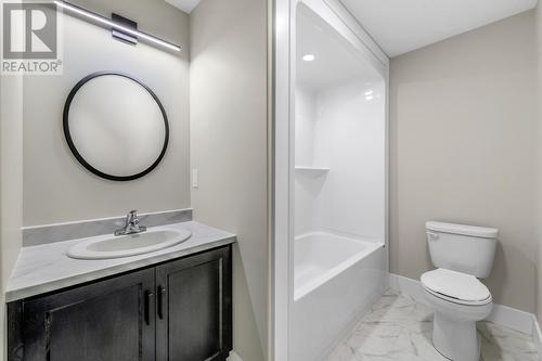 35 Markham Drive, St. Philips, NL - Indoor Photo Showing Bathroom