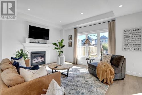 1536 Dunedin Crescent, Oshawa (Taunton), ON - Indoor Photo Showing Living Room With Fireplace