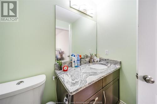 1937 Mark Avenue, Windsor, ON - Indoor Photo Showing Bathroom