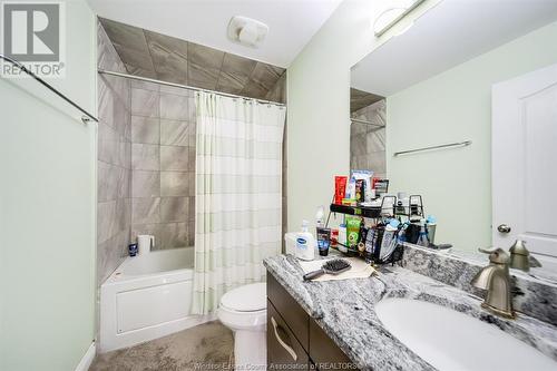 1937 Mark Avenue, Windsor, ON - Indoor Photo Showing Bathroom