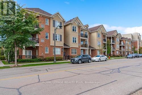 204 - 2338 Taunton Road, Oakville, ON - Outdoor With Balcony With Facade