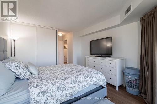 1911 - 4470 Tucana Court, Mississauga, ON - Indoor Photo Showing Bedroom