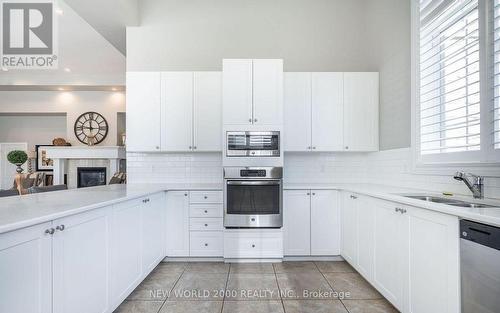 307 - 1440 Main Street E, Milton, ON - Indoor Photo Showing Kitchen With Double Sink With Upgraded Kitchen