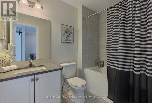 74 Leeson Street N, East Luther Grand Valley, ON - Indoor Photo Showing Bathroom